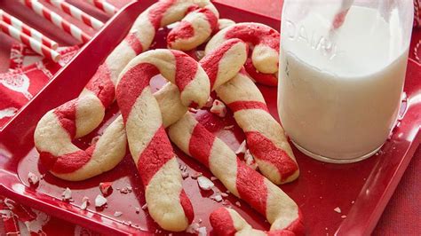 Easy Candy Cane Cookies Recipe Candy Cane Cookies Pillsbury Sugar