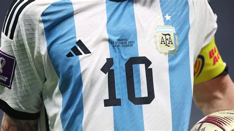 Messi Argentina 2020 2021 2022 Finalissima Player Issue Home