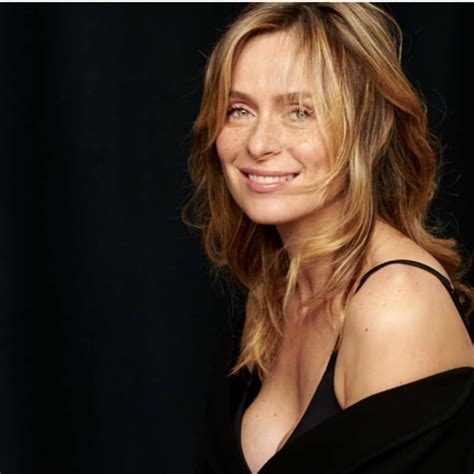 Serena autieri (pap) attrice, cantante e conduttrice televisiva italiana (it); Serena Autieri atomica, seno naturale ed esplosivo in ...