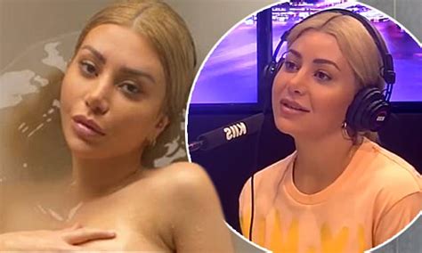 Mafs The Bizarre Story Behind Martha Kalifatidis Most Expensive Selfie Daily Mail Online