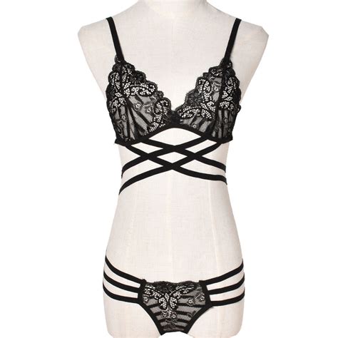2018 Sexy Lingerie Bra Set Translucent Bandage Lace Cross Belt Hollow Bra Intimates Ladies