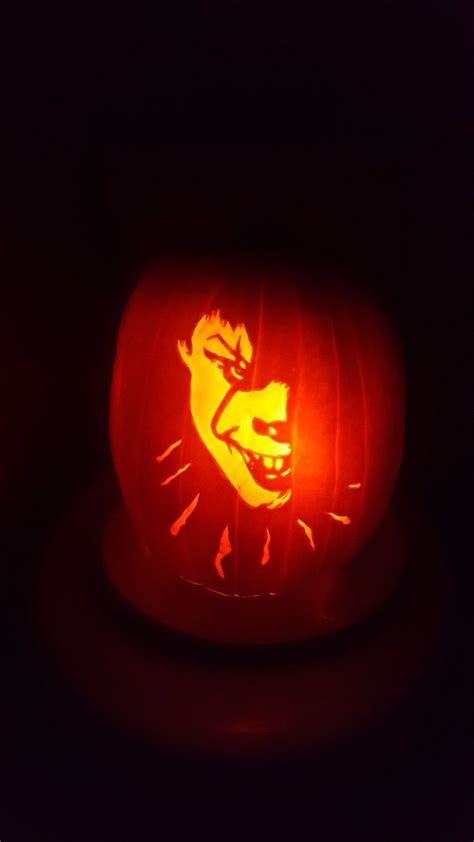 Pennywise The Clown From It Pumpkin Carving By Kenny Glandfield