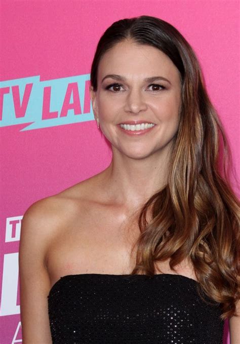 Sutton Foster 2016 Tv Land Icon Awards At The Barker Hanger In Santa