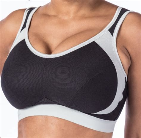 14 Best Plus Size Sports Bras For The Perfect Fit In 2021