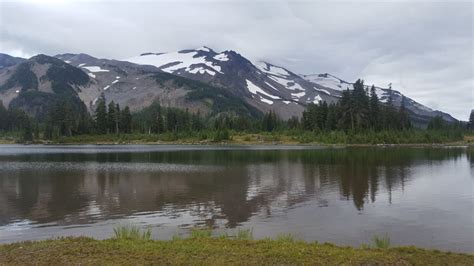 Russell Lake Trail Hiking Trail Warm Springs Oregon