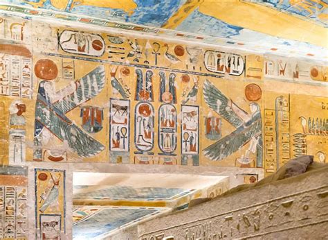 the best tombs to visit in the valley of the kings