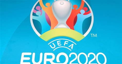 Predominantemente blanco, el balón presenta trazos negros con rayas azules, neón y rosa. Η Τουρκία ζήτησε το Euro 2020 από την UEFA • Η Άποψη