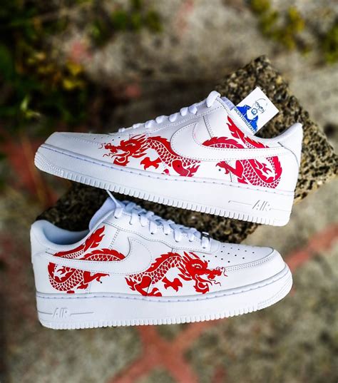 Custom sneakers Nike Air Force 1 'Red dragon' | Custom sneakers nike