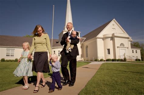 The Importance Of Families Comeuntochrist