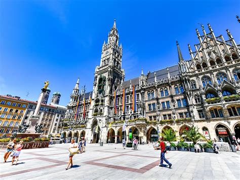 Neues Rathaus München Besichtigung Glockenspiel Turmbesteigung