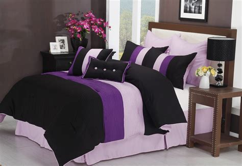 Yep, as we already know, you can't never go wrong with purple. Purple Black and White Bedding Sets: Drama Uplifted