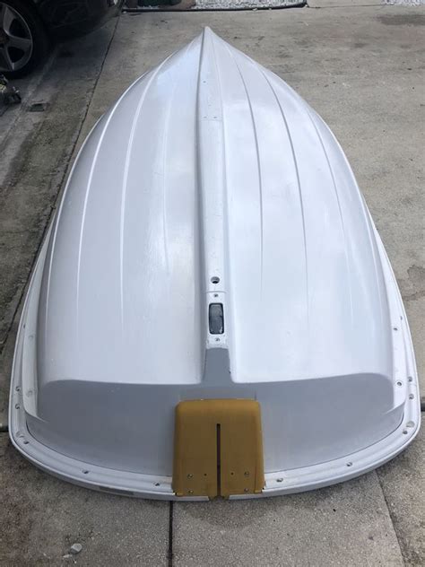 This is a walk around of my 2017 sun dolphin water tender 9.4 small fiberglass boat. Walker Bay 10 foot dinghy great shape new bottom paint ...
