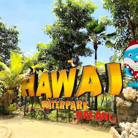 Gardu pandang di atas pulau karang memang menjadi salah satu daya tarik yang dimiliki oleh pantai kukup. Harga Tiket Masuk dan Promo Hawai Waterpark Malang Terbaru 2020 - Wisata Oke