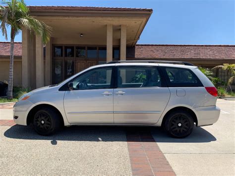 2006 Toyota Sienna Ce 8 Passenger 4dr Mini Van In Anaheim Ca Auto Hub