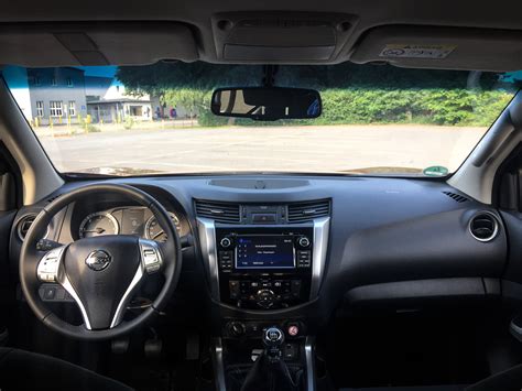 Mitchell jones the 2016 nissan navara np300 definitely stands out as one of the most attractive entrants in a viciously overcrowded 4×4 ute segment. 2016 Nissan Navara im Fahrbericht | Test