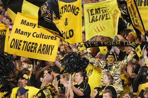 The Rabid Tigers Fans Wholl Have To Wait Until Late Saturday Night