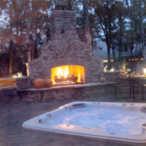 37 Diy Outdoor Fireplace And Fire Pit Ideas Godiygocom Hot Tub