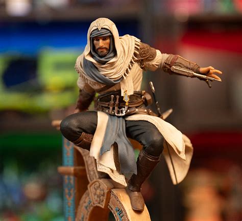 Unboxing The Assassins Creed Mirage Collectors Case