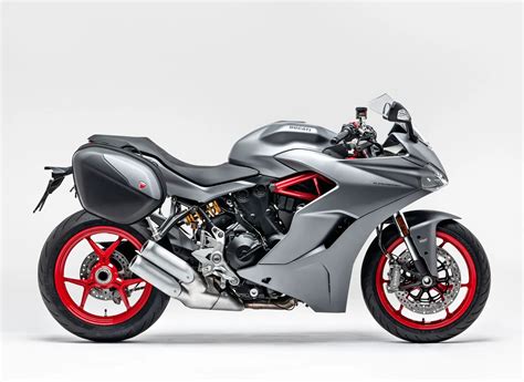 2020 Ducati Supersport Guide • Total Motorcycle