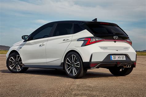 Dave does his best to 'review' the 2016 hyundai i20 wrc car of new zealand rally driver hayden paddon, while harnessed into the passenger seat. 2021 Hyundai i20 N Line Has Sporty Looks And A 1.0-Liter With 118 HP | Carscoops