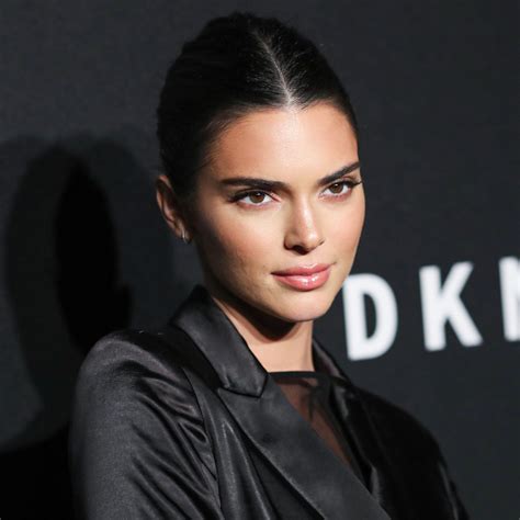 Did Kendall Jenner Get Plastic Surgery A Surgeon Weighs In