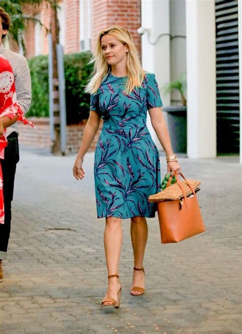 Reese Witherspoon Photostream Reese Witherspoon Style Floral Dress Casual Colourful Outfits