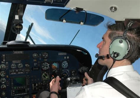 ¿quieres Pilotar Tu Propio Avión Consejos Para Iniciarse Como Piloto