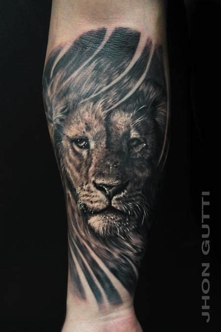 Cross tattoo designs are representations of a symbol that is far more ancient and varied than you christian slater: Pin on ink
