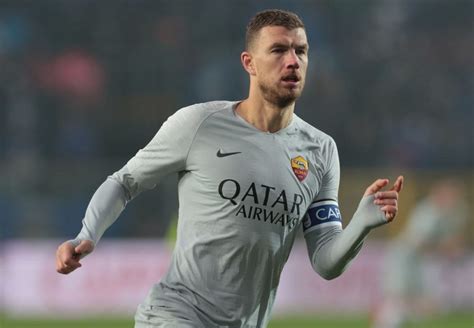 138 kb city defend.jpg 903 × 691; Roma Considering New Contract Offer For Inter Target Edin ...