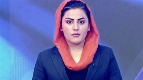 Una Presentadora De Tv Afgana Denunció Que Los Talibanes La Sacaron Del