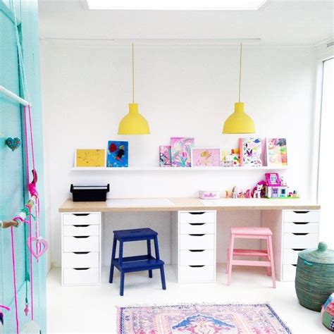 It's a lot more fun filling a kid's room with children's furniture that is colourful and fun, but safely designed and durable for play. 12 Inspiring Study Areas for Kids | Kids writing desk ...