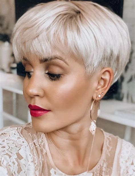 25 Best White Pixie Haircut Ideas For Cool Short Hairstyle Page 21 Of 30 Fashionsum Melhor