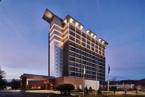 Doubletree By Hilton Raleigh Crabtree Valley Raleigh Nc 27612