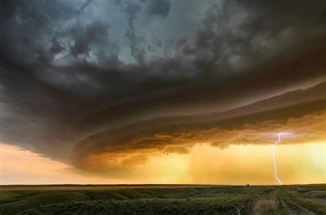 Pin By Kathryn Hensley On Storms Of Life And Nature Storm Chasing