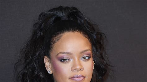 Rihanna Skin Palette Mgjuja
