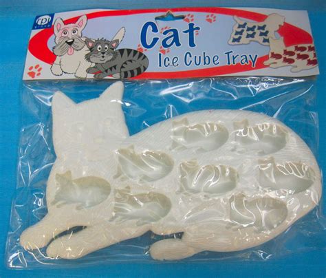 Kitty Cat Ice Cube Tray Gelatincandy Rubber Mold White New Rpi Cat
