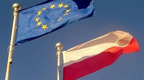 Mija 13 Lat Od Przystąpienia Polski Do Unii Europejskiej Polsat News