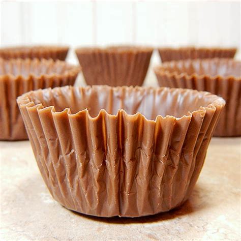 One 12 ounce bag makes about 14 to 16 wrappers. Edible Chocolate Cupcake Wrappers | Frosting and a Smile
