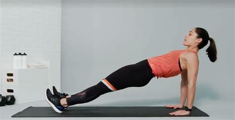 8 Core Crushing Plank Variations That Will Fire Up Your Abs