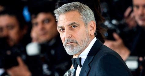George clooney has called for a boycott of luxury london hotels after the country that owns them george clooney has a word about the scottish weather as he and wife amal attend a charity gala in. George Clooney confessa: "Costretto a letto quattro mesi ...