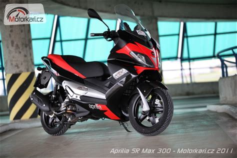 Contact us to present them here. Aprilia SR Max 300 | Motorkáři.cz