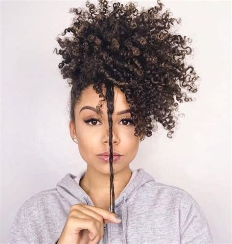 Lye relaxers break down your hair's natural bonds to make the whole relaxation procedure super quick. Natural Hair Relaxers: A Guide To Naturally Loosening Curls