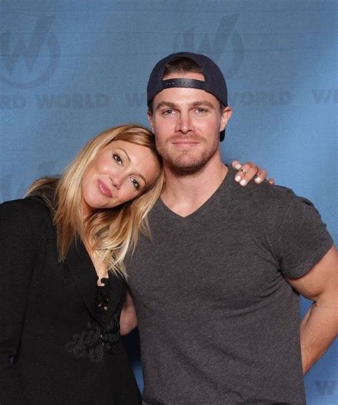 Stephen Amell And Katie Cassidy Arrow Tv Series Pinterest Katie Omalley Arrows And