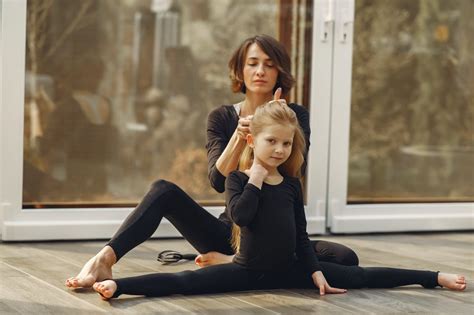 Are you interested in becoming a dance teacher? Dance Teacher Professionalism Tips That Will Set You Apart