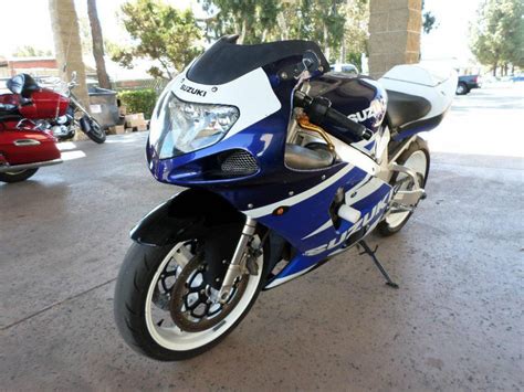 Category list related bikes for comparison of specs. 2003 Suzuki GSXR 750 750 Sportbike for sale on 2040-motos