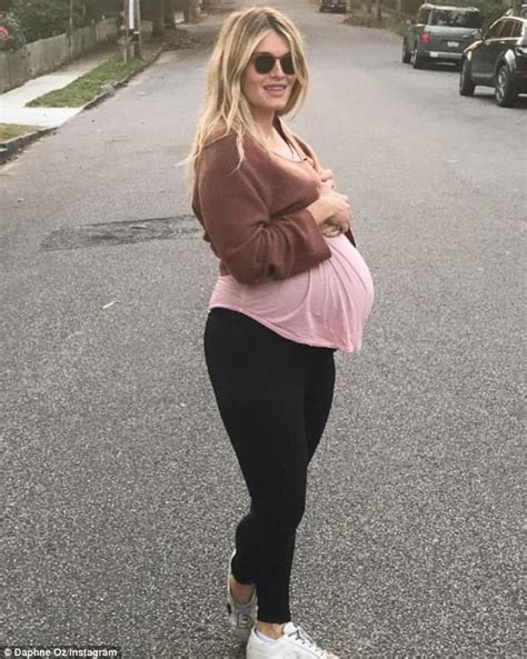 Pregnant Daphne Oz Shows Off Bump On Instagram Daily Hot Sex Picture