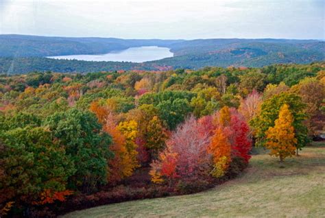Connecticuts Best Fall Foliage Road Trips