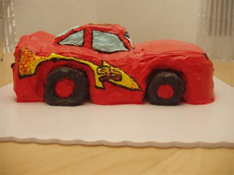 Want to discover art related to lightningmcqueen? Side view of Lightning McQueen Cake | Cecile Lee | Flickr