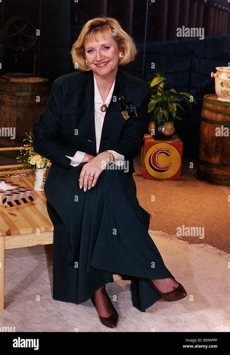 Judy Finnigan Tv Moderatorin Stockfotografie Alamy