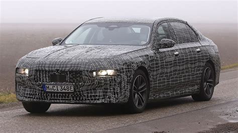 New 2022 Bmw 7 Series Spied With Electric Powertrain Auto Express